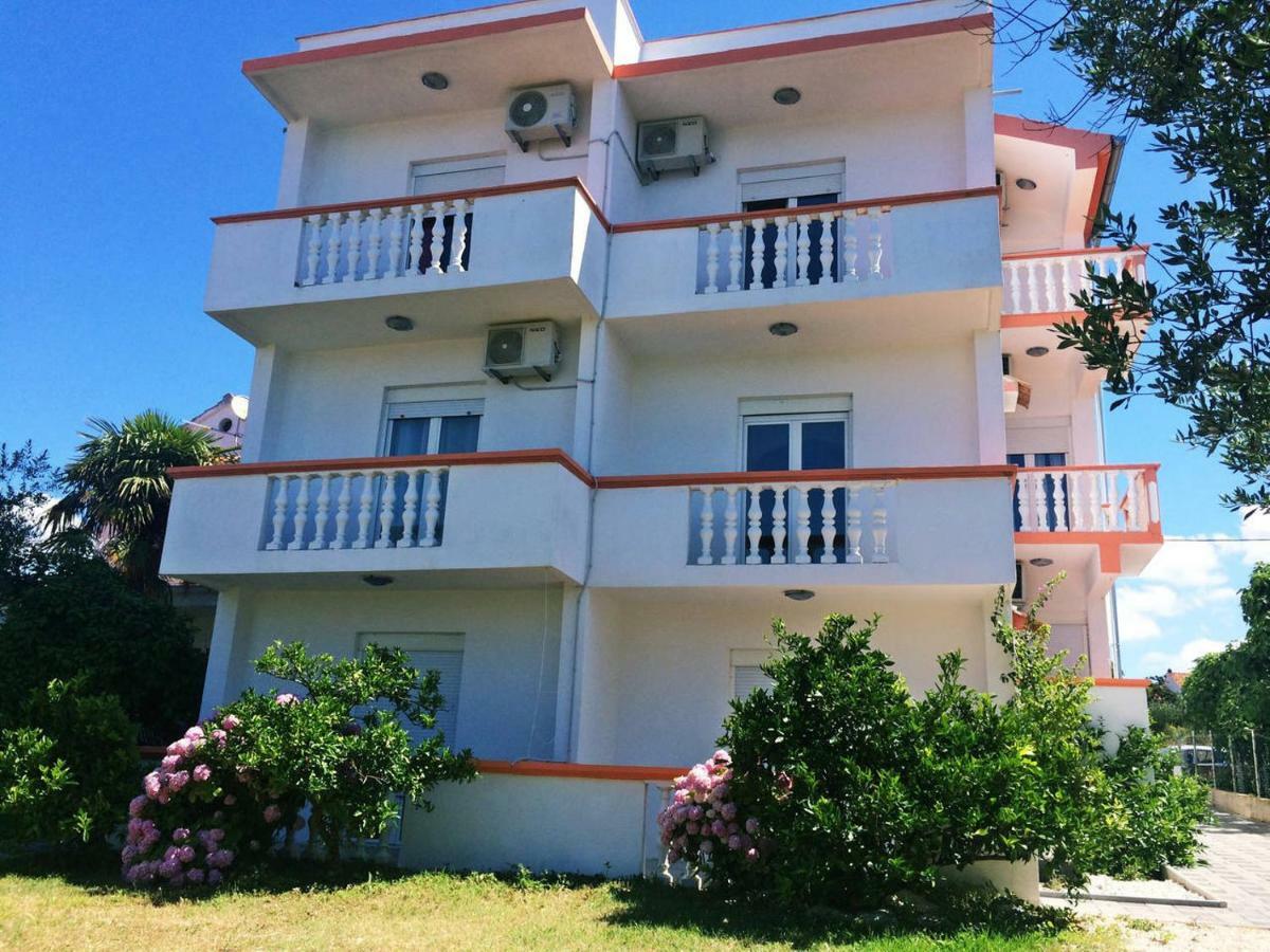 Ika Apartments Bibinje Exterior foto
